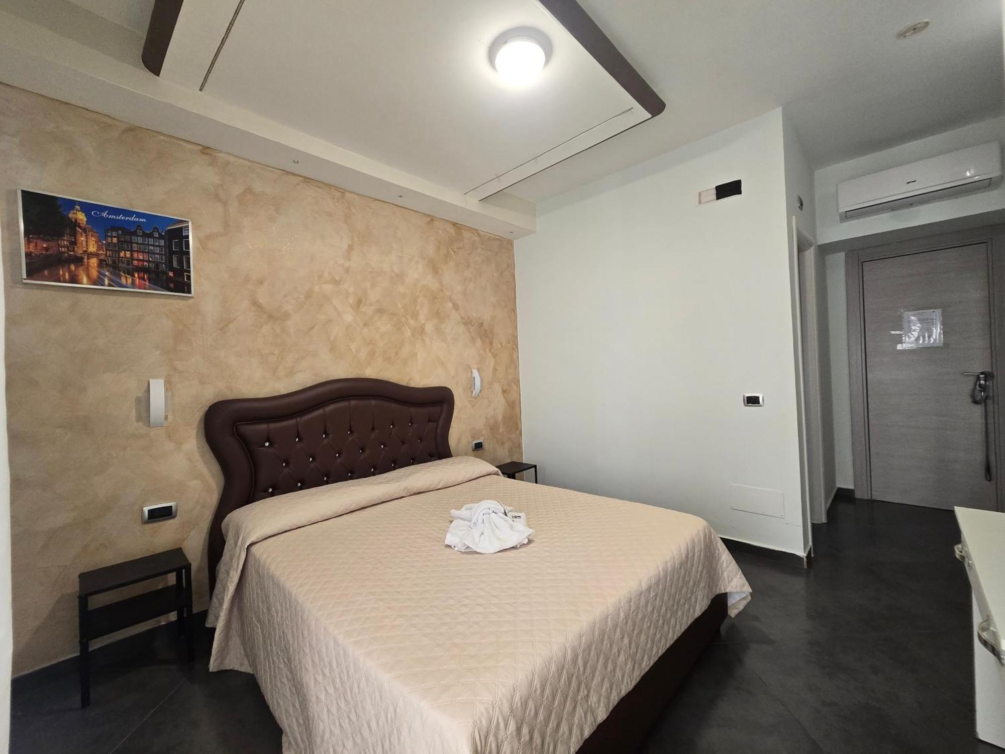 Nazionale Dream Hotel Naples Exterior photo